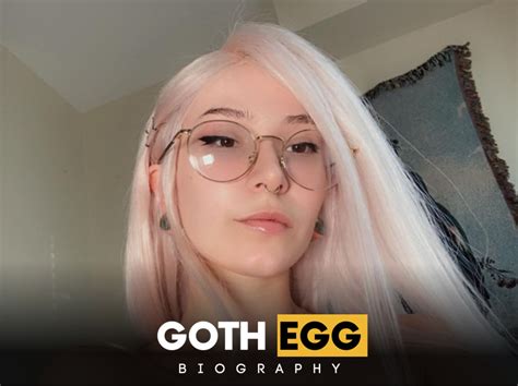 goth egg nackt|Goth Egg Porn Videos 